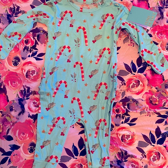 Posh Peanut One Pieces Posh Peanut Peppermint Romper W Matching